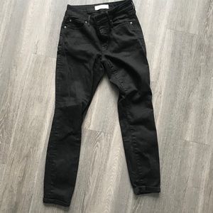 Black Skinny Jeans - Gap